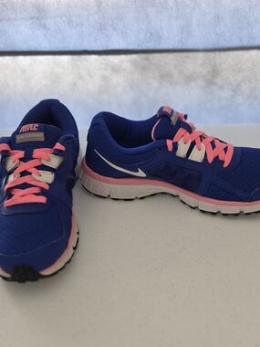 🔥 NIKE DUAL FUSION ST 2 | Blue & Pink Glow Size 8.5